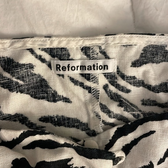 Reformation zebra bustier top size 4 - Picture 2 of 3